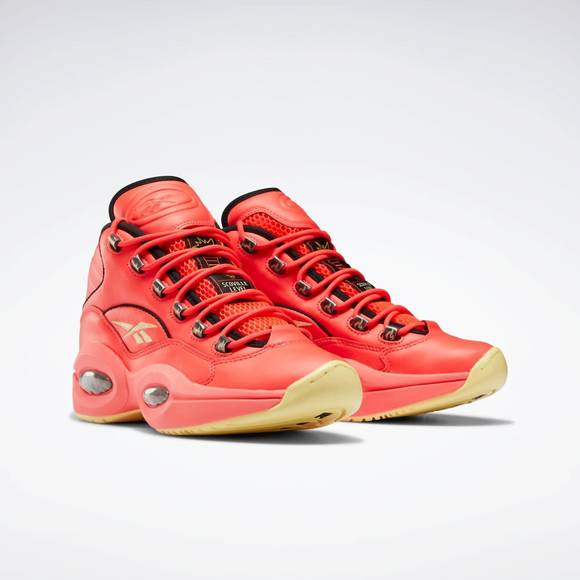 NEW REEBOK men's question mid x hot ones sneakers in red - Picture 1 of 8